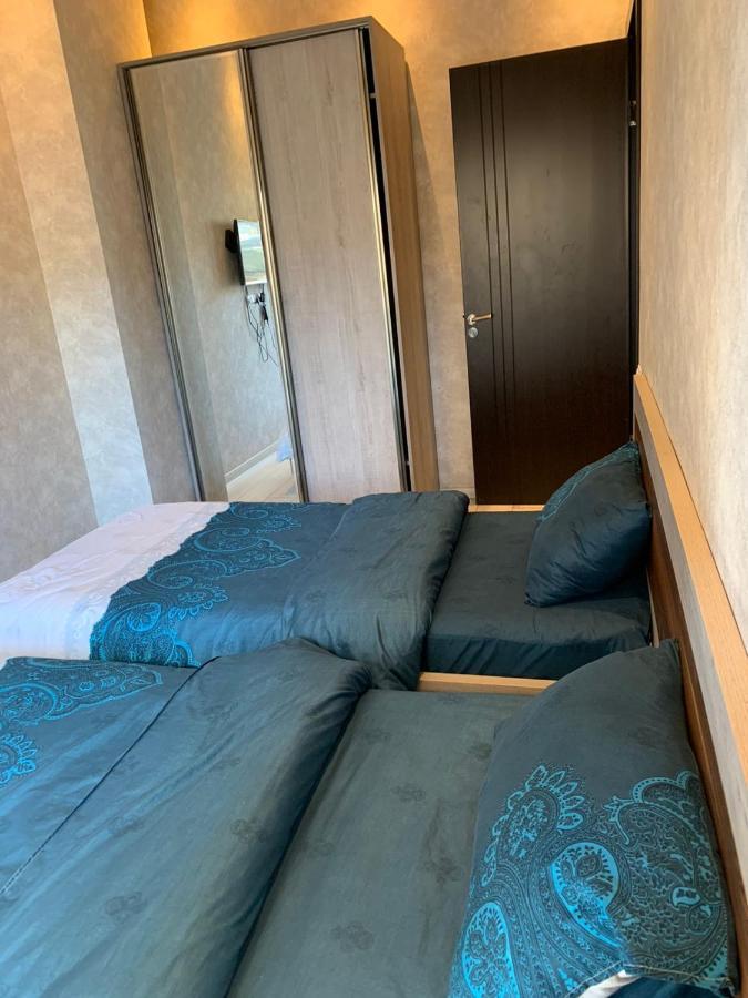 Apartment Three Bedroom In Saburtalo Тбілісі Екстер'єр фото