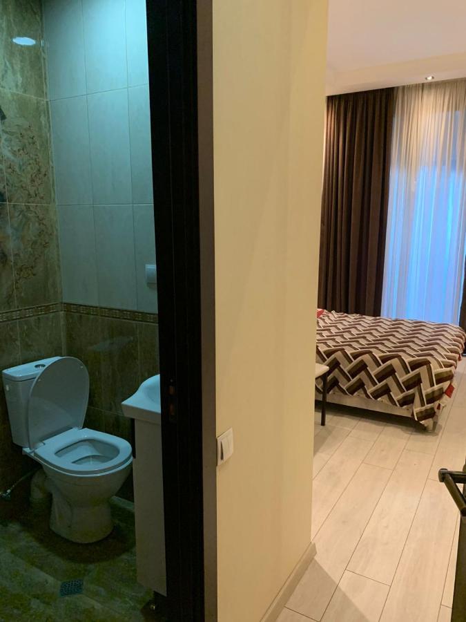 Apartment Three Bedroom In Saburtalo Тбілісі Екстер'єр фото